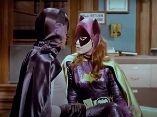Watching and discussing the 1960s Batgirl TV pilot | I'll Get Drive-Thru